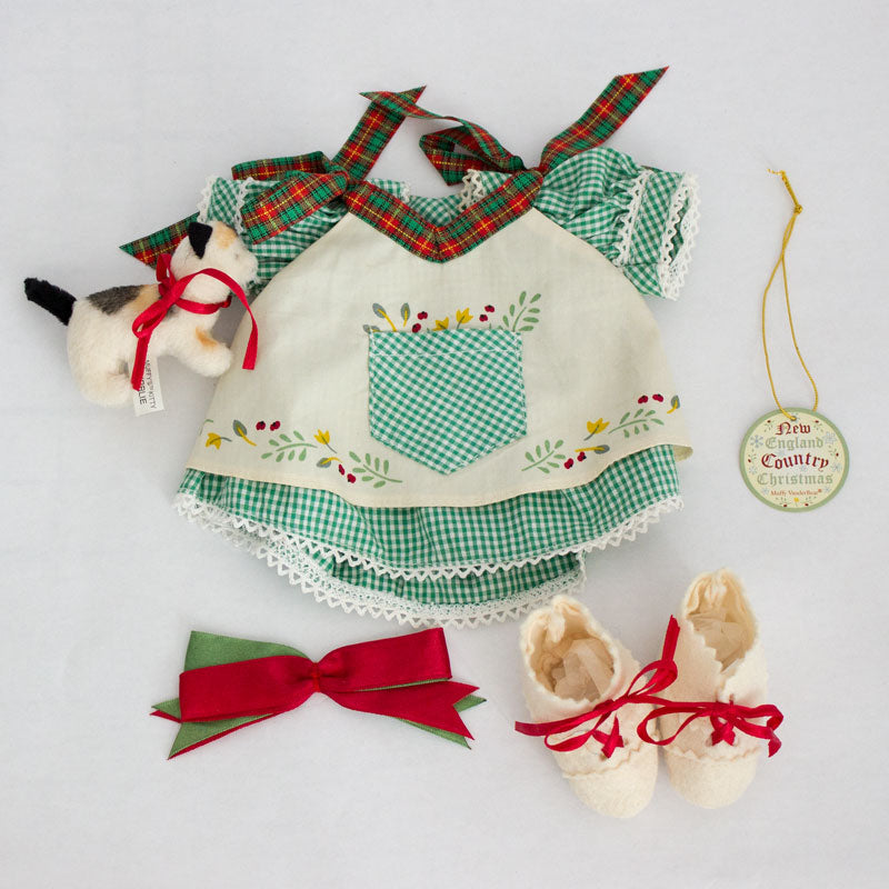 Muffy New England Country Christmas Outfit